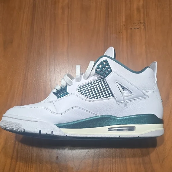 Jordan White and Green Sneakers - Picture 3 of 3